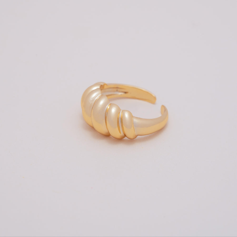 Croissant Ring