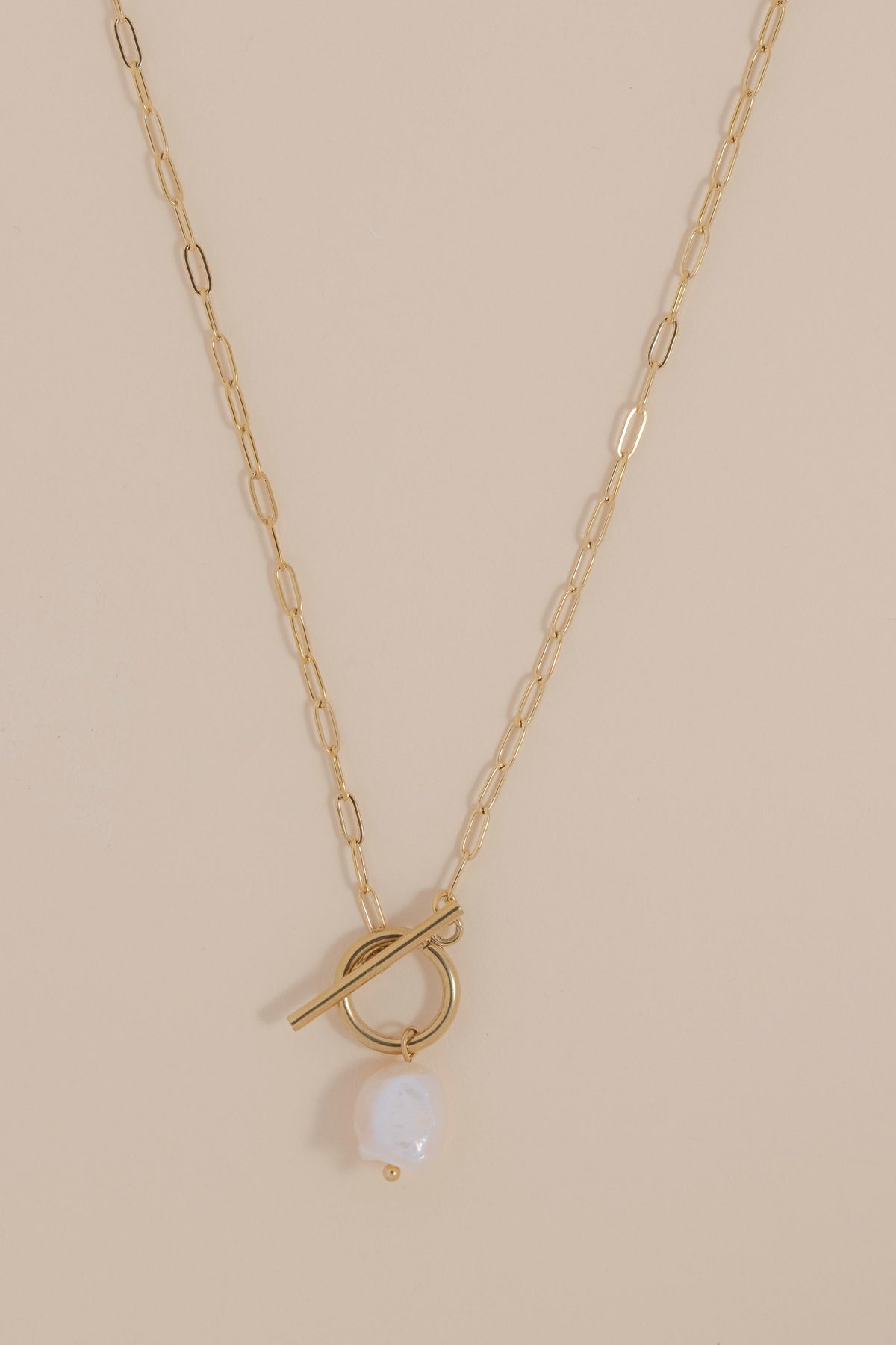 Pearl Lock Necklace