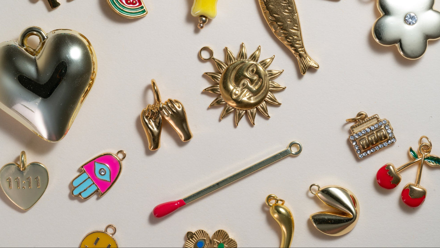 High quality, tarnish-resistant, hypoallergenic jewellery carefully curated for your everyday wear